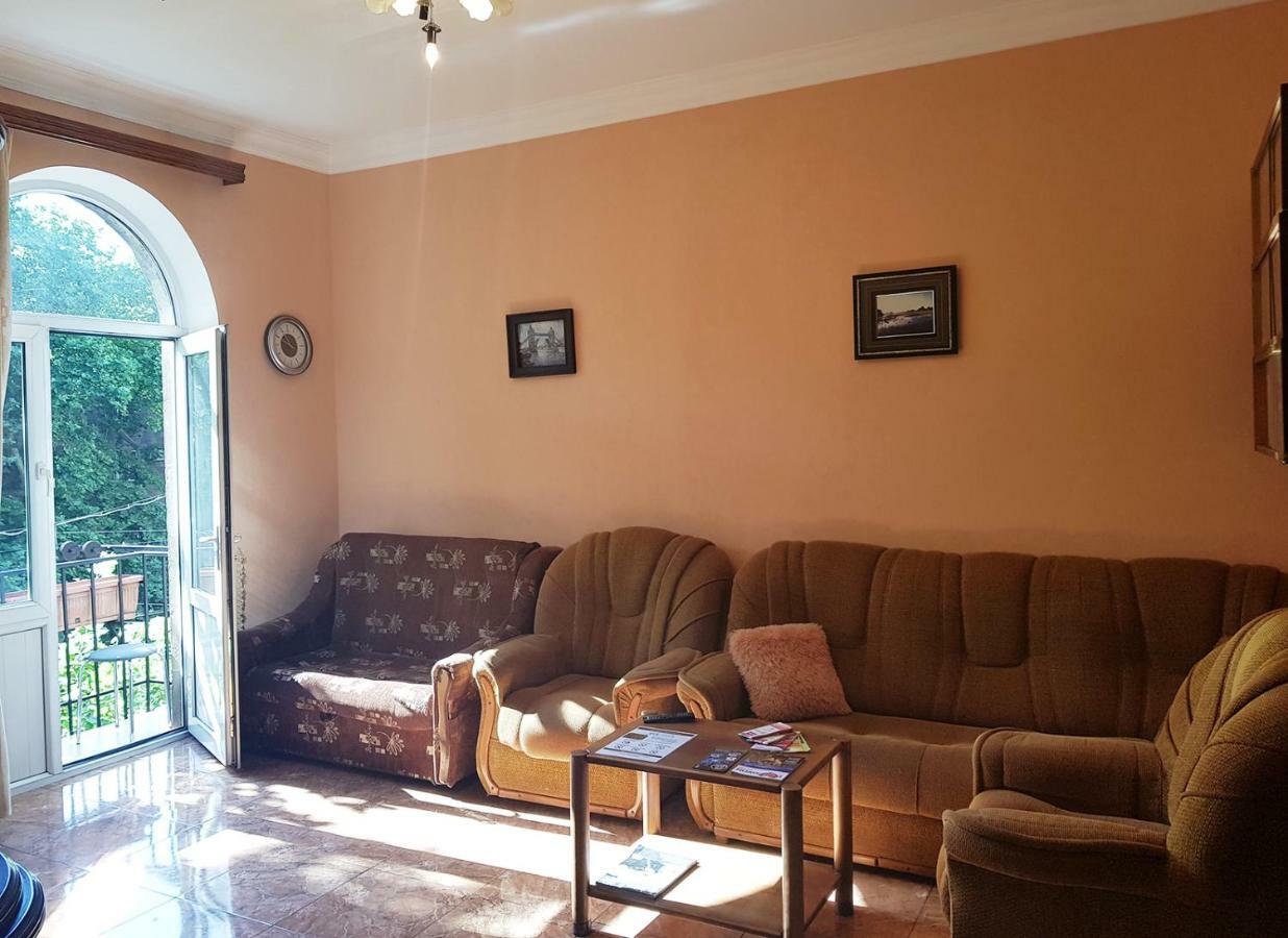 Agora Arcs Apartment Yerevan Exterior photo